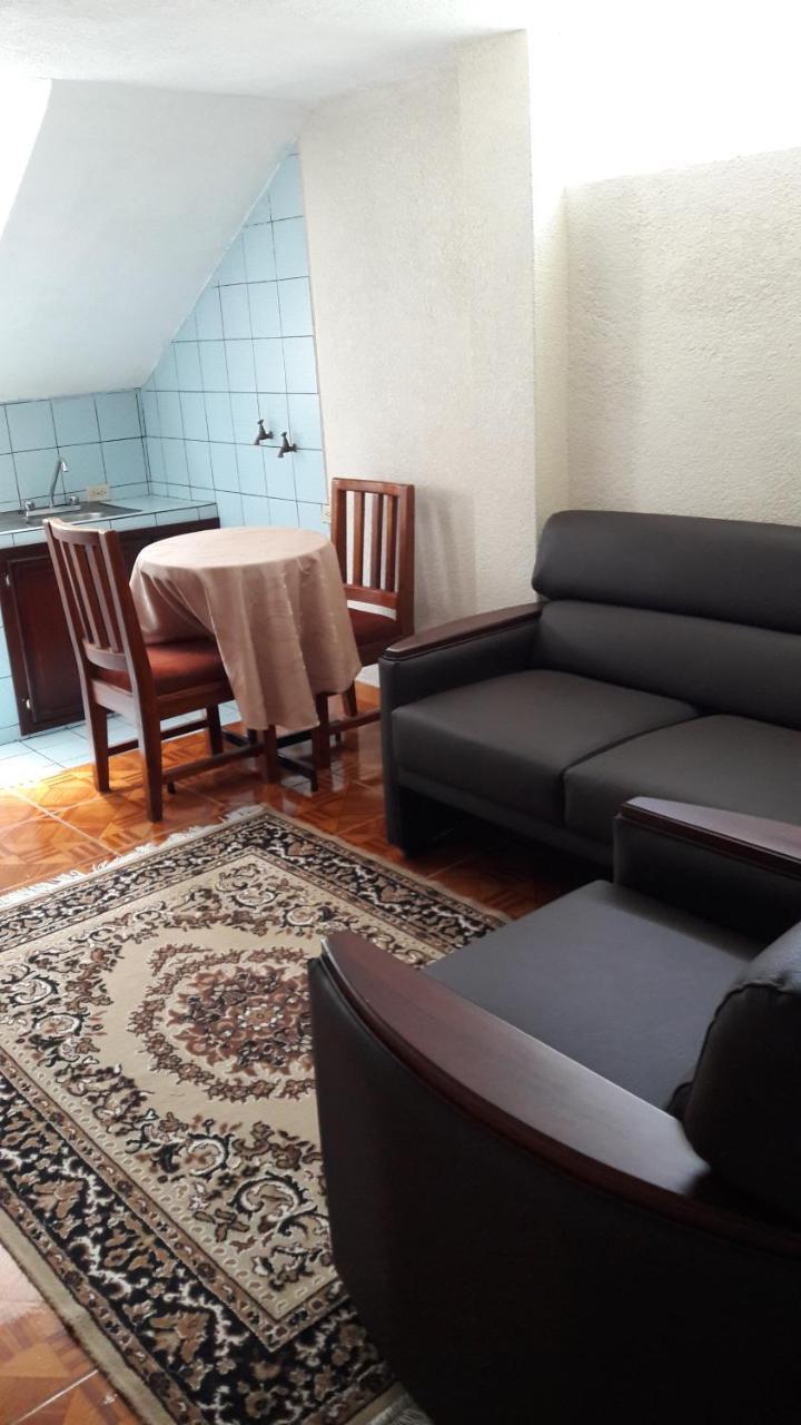Hostal Santa Maria Gracia Quito Buitenkant foto